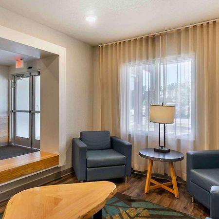 Extended Stay America Select Suites - Tampa - Brandon - East Esterno foto